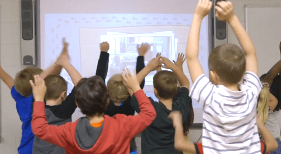 Walkabouts Class Inuse Withkids 2